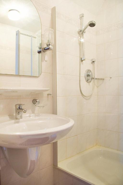 Kurhotel Kaiser Bad Wörishofen Habitación foto